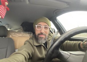 „გადავეხვიეთ ერთმანეთს, პუტინის მკვდარ-ცოცხალი ვახსენეთ და წამოვედი“ – რა შეემთხვა გიგა მაქარაშვილს