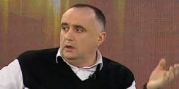 „ეს მიგვაჩნდა სამარცხვინოდ, მიგვაჩნია სამარცხვინოდ და დღესაც ვთვლით, რომ „ნაცმოძრაობაში“ ამ ხაზით მიმდინარე პროცესი არის სამარცხვინო“ – აკაკი ბობოხიძე