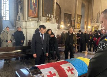 ანდრეი კასიანოვი ბუბა კიკაბიძის სამოქალაქო პანაშვიდზე მივიდა