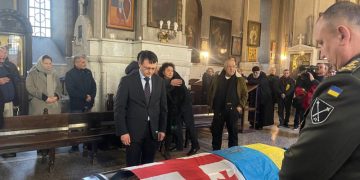 ანდრეი კასიანოვი ბუბა კიკაბიძის სამოქალაქო პანაშვიდზე მივიდა