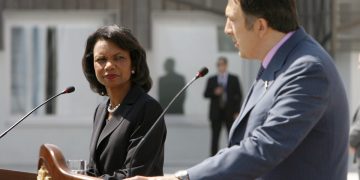 “იმედია გავაცნობიერებთ სააკაშვილის ისტორიულ როლს… რუსეთს სურდა სააკაშვილის დამხობა 2008 წელს” – კონდოლიზა რაისა