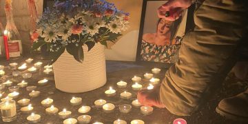 ბელგიაში გარდაცვლილი ლიზა ქისტაურს თბილისში გამოემშვიდობნენ – ფოტოები