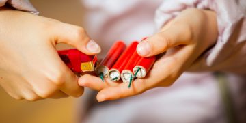 თითის დაკარგვა, მტევნის მძიმე დაზიანება – ექიმი პიროტექნიკით დაზარალებულებზე