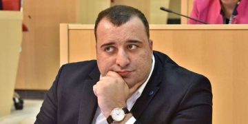 „ეს ჩვენი მოქალაქეებისთვის იქნება უკეთესი“ – რატი იონათამიშვილი რუსეთიდან ფრენების აღდგენაზე