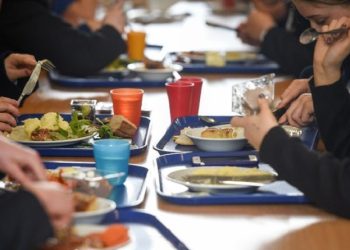 წალენჯიხის მუნიციპალიტეტი პირველკლასელთა კვებით უზრუნველყოფის პროგრამას იწყებს