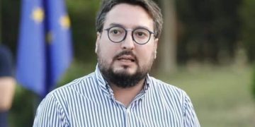 „ასე თუ გაგრძელდა, მომავალ წელს ბინის ყიდვა ან ქირაობა თუ დაგჭირდებათ, მხოლოდ რუსეთის მოქალაქეებთან გექნებათ საქმე“ – თაზო დათუნაშვილი