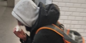 “გაჩერებაზე კაცი ზის და ტირის, ბოლო ხმაზე მოთქვამს და ხელებს იშენს თავში” – ლელუკა ლაშხი