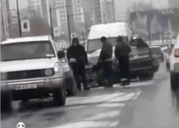 ვახუშტის ხიდზე ერთმანეთს 7 ავტომობილი შეეჯახა