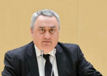 “ხალხის ძალა”, ამ ფაქტს მალავთ? გგონიათ არ ვიცით?” – კვაჭანტირაძე