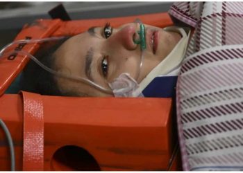 თურქეთში 17 წლის გოგო გადაარჩინეს, რომელმაც ნანგრევებში 10 დღე გაატარა