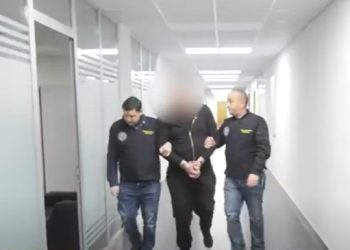 დიდი ოდენობით ქონების ჯგუფურად გამოძალვის და ძალადობის ფაქტზე 4 პირი დააკავეს