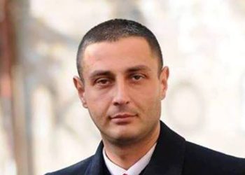 “საწყალი ესებუა, დასაჭერი ნამდვილი ყაჩაღები არიან, ივანიშვილის თამადობით !” – ჩხარტიშვილი