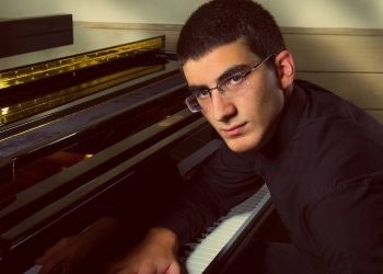 ,, ვერ ეღირსებით მშვიდობას, ასეთ მშვიდობას, ხვალ 30-ჯერ მეტი გამოვალთ! ლაჩრებო!” – გიორგი გიგაშვილი