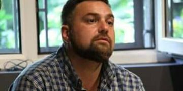 “საჯაროდ ურთიერთქილიკი ხელისუფლებას აძლიერებ, აქილიკეთ პირადად” – გამზარდია