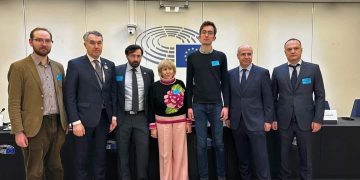 „მამაჩემს ძალიან უნდა სიცოცხლე, ამიტომ ვარ აქ“ – ედუარდ სააკაშვილი