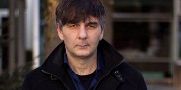 “შეწყდეს შეტევა უნივერსიტეტებზე”– გია დვალი მთავრობას