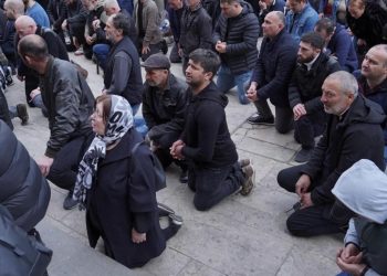 „არც დასცინოთ, არც გაუბრაზდეთ“ – დომენიკ მანგო