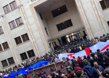 როგორი იქნება ოპოზიციის სამოქმედო გეგმა – ხელისუფლების ოპონენტები საგანგებო თათბირს მართავენ