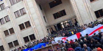 როგორი იქნება ოპოზიციის სამოქმედო გეგმა – ხელისუფლების ოპონენტები საგანგებო თათბირს მართავენ