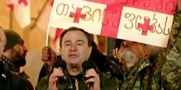 “თუ მზად ხართ, გავუძლოთ, მოვითხოვოთ მთავრობის გადადგომა” – ვეტერანების განცხადება აქციაზე