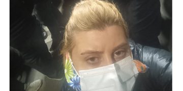 “პოლიციელებო, ქალმა ერთადერთი შვილის საფლავზე უარი თქვენს გამოც თქვა და თქვენ რას ვერ ელევით? 95.6 რუბლიან ინვენტარს?” – ბუჩუკური