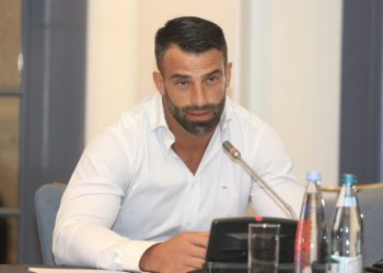 “დატოვოს დავით კაჭარავამ რაგბის კავშირის  თავმჯდომარის პოსტი” – პეტიცია