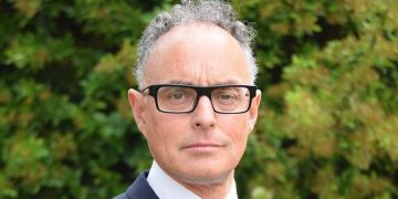 “გაერთიანებული სამეფო სერიოზულადაა შეშფოთებული” – მარკ კლეიტონი “აგენტების” კანონპროექტზე