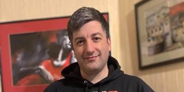 “ქვებით და მოლოტოვის კოქტეილებით პოლიცია არსად არ მარცხდება, მე აქციაზე შიშველი ხელებით ვაპირებ წასვლას” – მიხეილ კაპანაძე