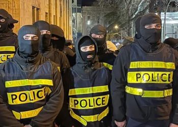 “ბიჭებო, აი თქვენ ახლა ნიღბებით რომ დგეხართ საკუთარი ხალხის წინააღმდეგ…” – მარიამ ჩხეიძე