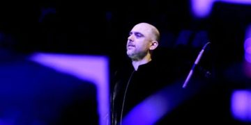 “ყველას ქედს ვუხრი, ვინც ახლა იცავს ქვეყანას რუსთაველზე დგომით, პოზიციით, მოქმედებით!” – ნიკოლოზ რაჭველი