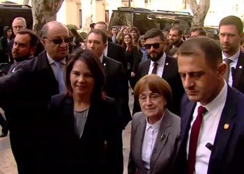 “ოცნებამ” ბერბოკს კრიტიკულად განწყობილ სტუდენტები არ შეახვედრა – ახალგაზრდები წერილის გადაცემას ითხოვენ