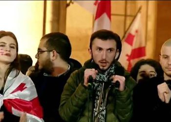 სტუდენტები ვერთვებით პოლიტიკურ პროცესში, ვცლით აუდიტორიებს, მივმართავთ ლექტორებს – გამოსვლა აქციიდან