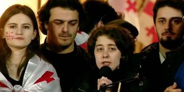 ჩვენ ვართ თავისუფალ საქართველოში დაბადებულები და ამ თავისუფლების დათმობას არ ვაპირებთ – თეატრალური უნივერსიტეტის სტუდენტები