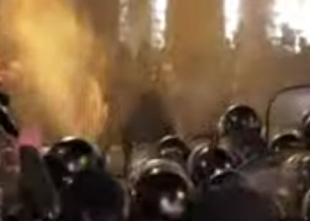 გუშინდელ აქციაზე 50-მდე მოქალაქე დააკავეს