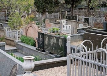 მართლმადიდებელი ეკლესია საფლავთა კურთხევის დღეს აღნიშნავს