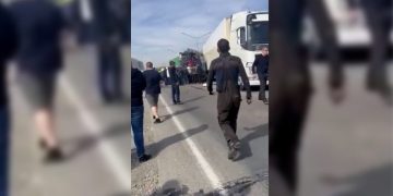 ავარია მცხეთაში – სავარაუდოდ, ერთმანეთს სატვირთოები და მიკროავტობუსი შეეჯახა
