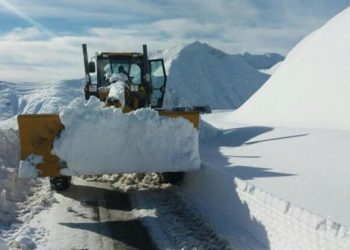 თოვის გამო გუდაური-კობის მონაკვეთზე მისაბმელიანი და ნახევრად მისაბმელიანი ავტოტრანსპორტის მოძრაობა აკრძალულია
