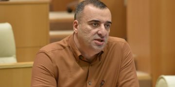 „აღიარებათა სერიიდან… რა ხდება, ვინმემ, ხომ არ იცით?“ – რატი იონათამიშვილი