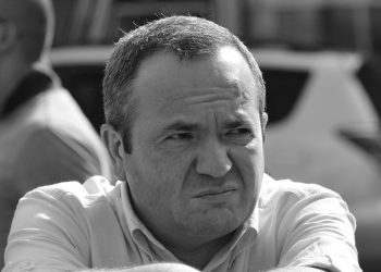 “დედა მოუ@@ნეს სიტყვის და გამოხატვის თავისუფლებას ამ რუსების მონებმა ამათმა” – თუთბერიძე