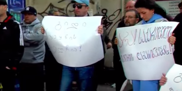 ,, ჩემი ყურით მაქვს მოსმენილი, რუს ტურისტებს ვლადიკავკაზელი გიდი როგორ უხსნიდა, საქართველო ცივილიზაციას აზიარა, მანამდე პაპუასები იყვნენო“ – რას ყვებიან გიდები