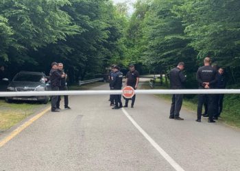 სასტუმრო „ყვარლის ტბის“ მიმდებარედ პოლიციაა მობილიზებული