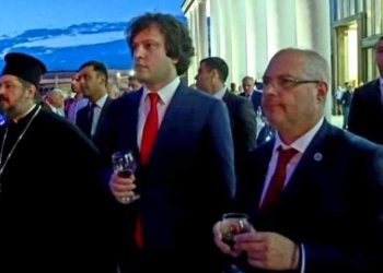 გავრილოვთან ღვინით დგომა არის ადათ-წესების ამბავი – კობახიძე