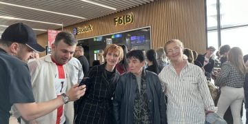 ნონა გაფრინდაშვილი ხვიჩა კვარაცხელიას საგულშემატკივროდ ნეაპოლში ჩავიდა