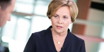 Говорит Москва! -რასა იუკნევიჩიენე ირაკლი ღარიბაშვილის განცხადებაზე