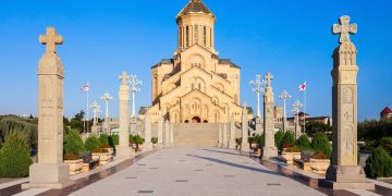 ოჯახის სიწმინდის დღესთან დაკავშირებით ქაშუეთსა და სამებაში პარაკლისები აღევლინება