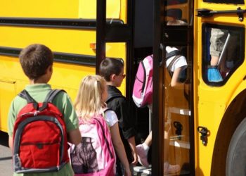 150 კმ-იანი შეზღუდვა მოიხსნა – სასკოლო ექსკურსიების ახალი რეგულაცია