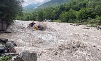 გუდამაყარში მაშველებმა მდინარიდან 2 ცხედარი ამოიყვანეს