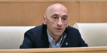 ,, თქვენ ამბობთ, ადამიანს არ შეუძლია საკუთარ საშვილოსნოში გაზარდოს ბავშვი და მონობის ამაზე უარესი ფორმა მე არ ვიცი” – ვახო მეგრელიშვილი