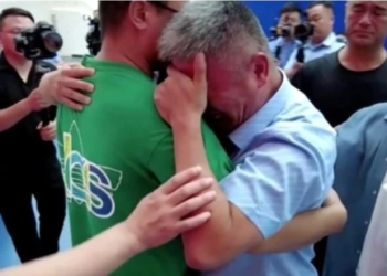 ჩინეთში მამამ გატაცებული შვილი 24-წლიანი ძებნის შემდეგ იპოვა