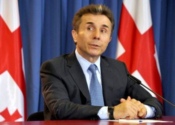 ივანიშვილის კარზე „დანოსებმა“ იმატა…